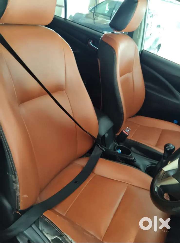 Toyota Innova Crysta 2019 Diesel 235000 Km Driven Quarter Tax Vehicle