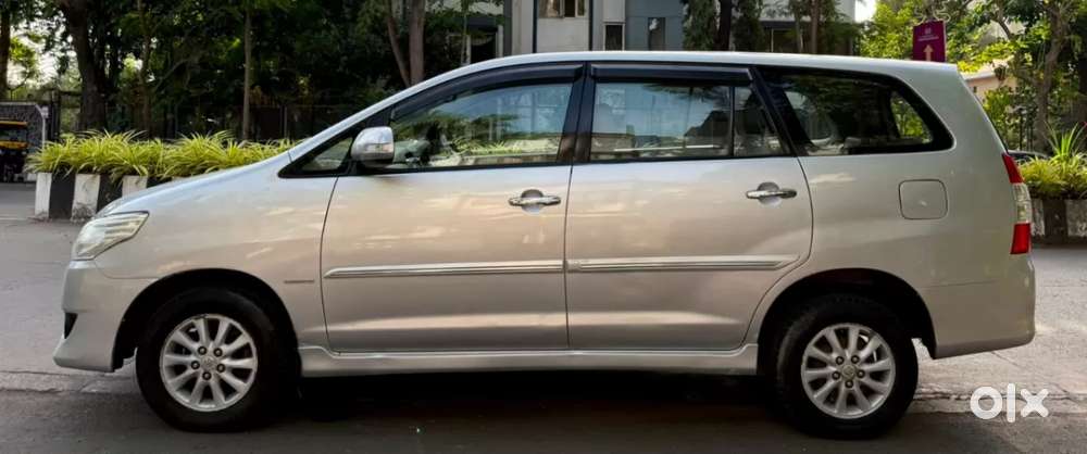 Toyota Innova 2.5 Vx 7 Seater Bs Iv, 2012, Diesel