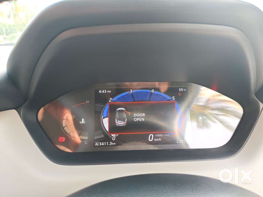 Nissan Magnite 1.0 Xv, 2023, Petrol