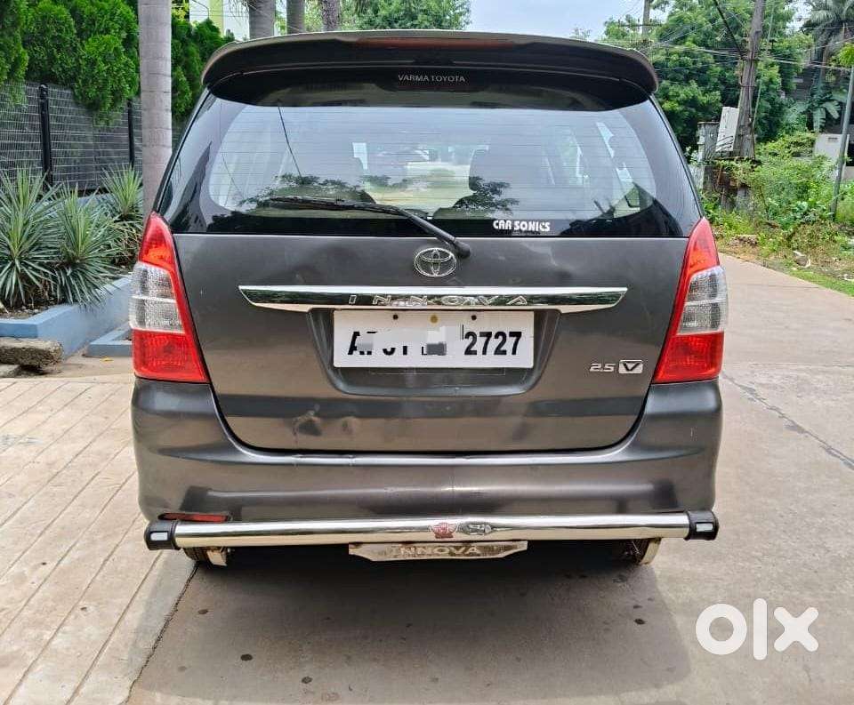 Toyota Innova 2.5 V 7 Str, 2012, Diesel