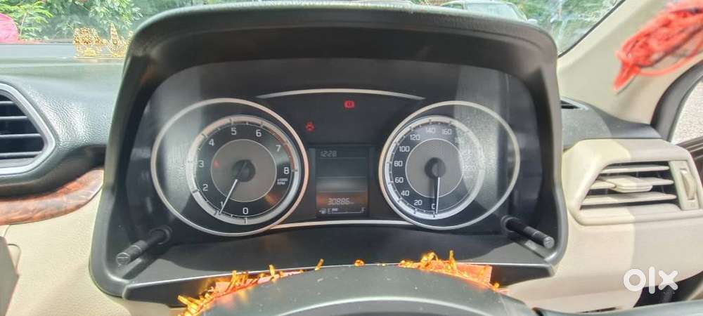 Maruti Suzuki Swift Dzire 1.2 Vxi Bsiv, 2019, Petrol
