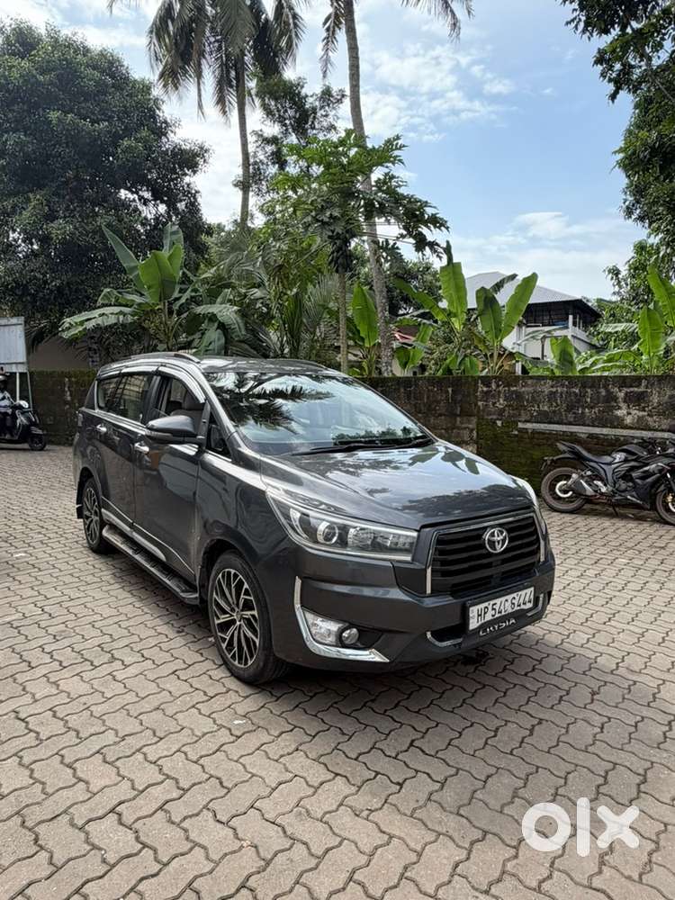 Toyota Innova Crysta 2019