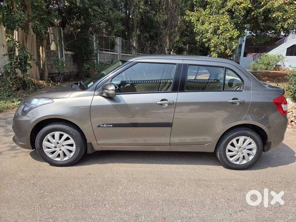 Maruti Suzuki Swift Dzire 1.2 Zxi Bsiv, 2015, Petrol
