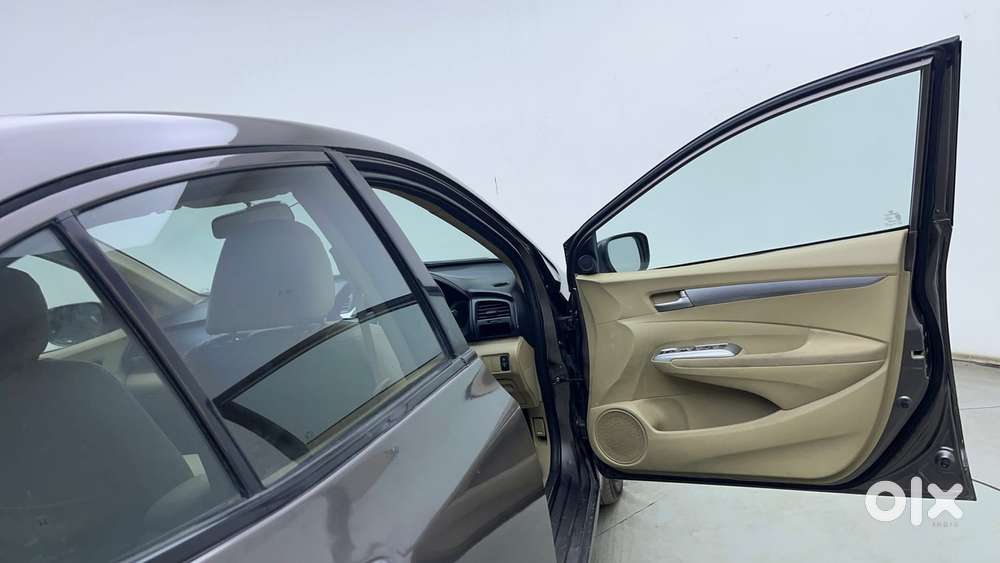 Honda City V At, 2011, Petrol