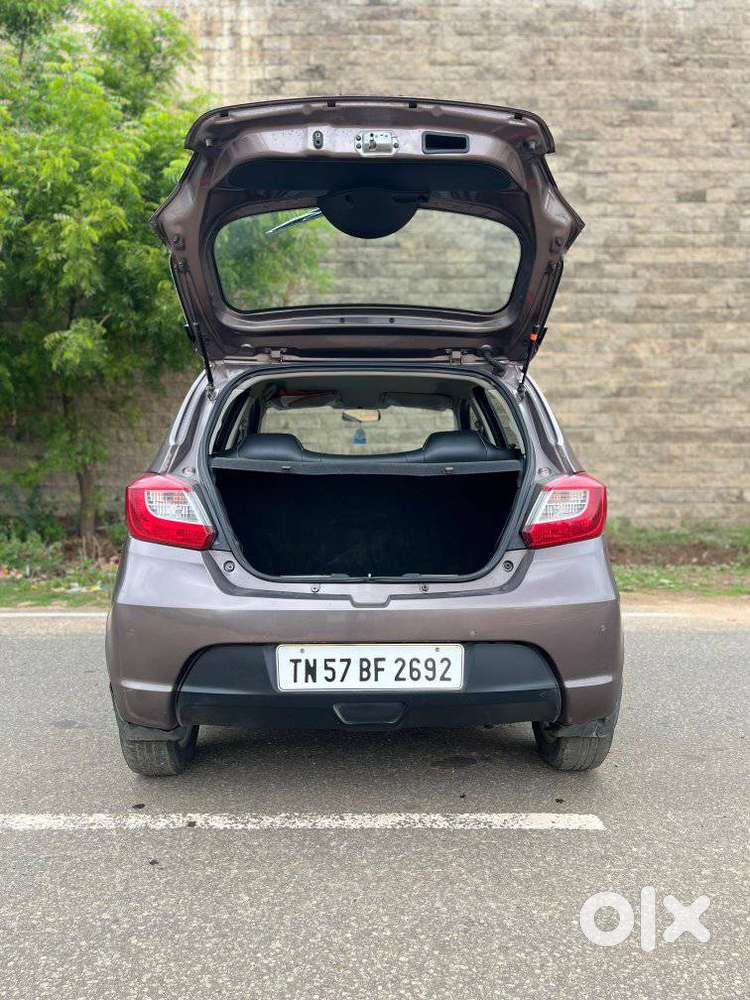 Tata Tiago 1.2 Revotron Xz, 2017, Petrol