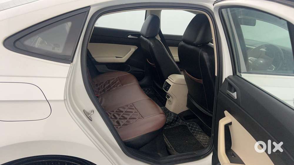 Volkswagen Virtus Highline Plus 1.0 Tsi At, 2023, Petrol