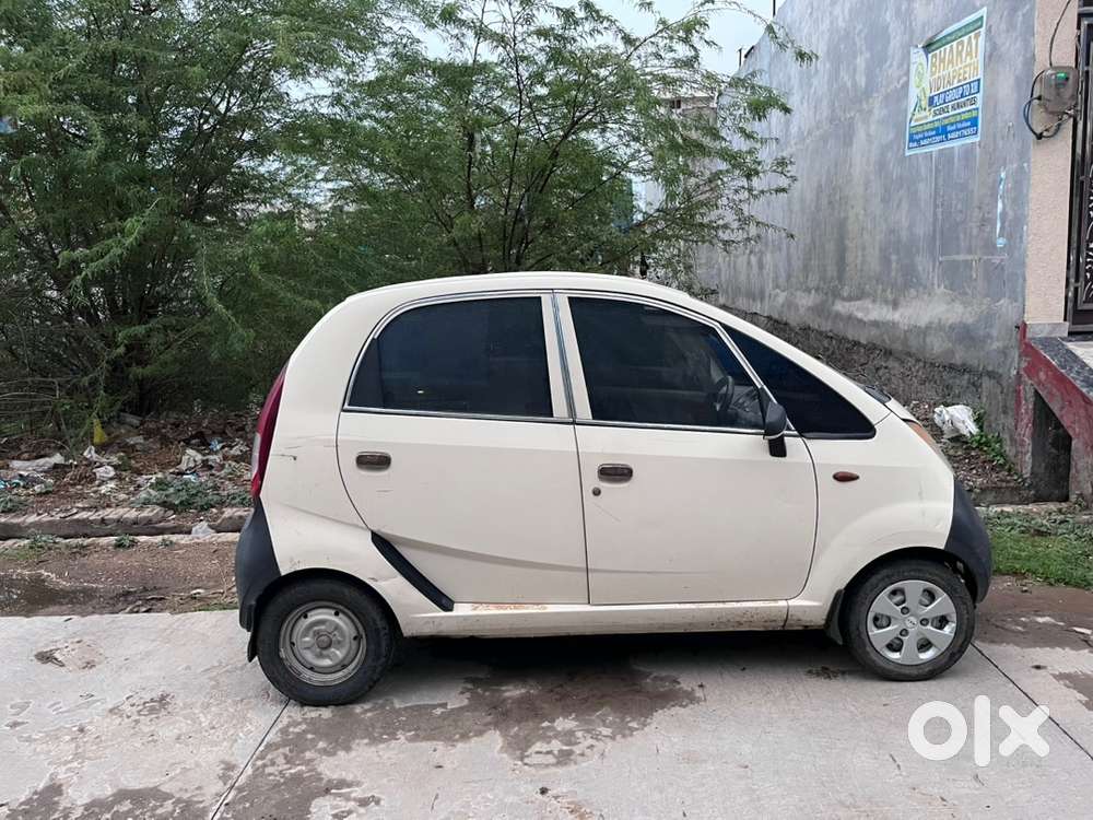 Tata Nano Petrol 2012