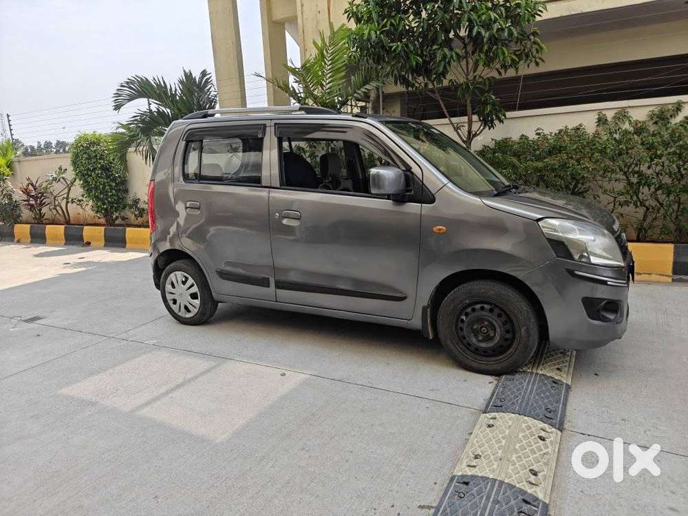 Maruti Suzuki Wagon R Vxi Amt1.2, 2016, Petrol