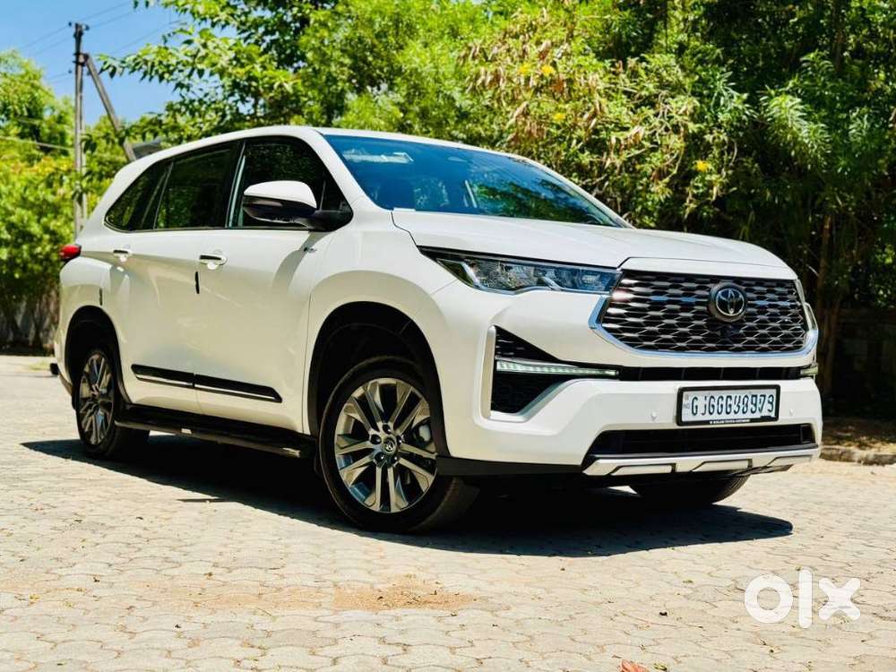 Toyota Innova Hycross 2.0 Zx (o) Hybrid 7 Str, 2026, Petrol