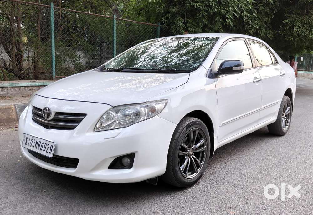 Toyota Corolla Altis 2010-2013 G, 2011, Diesel