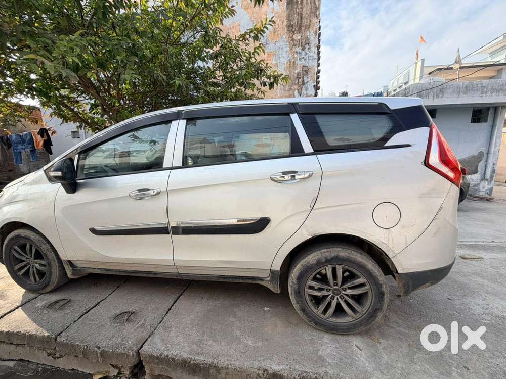 Mahindra Marazzo M2, 2018, Diesel