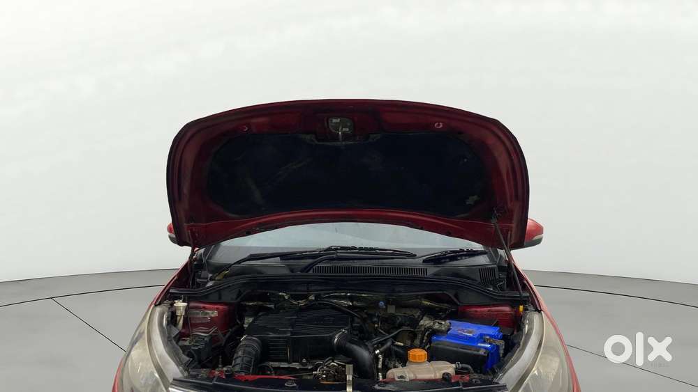Tata Bolt Revotron Xms, 2015, Petrol