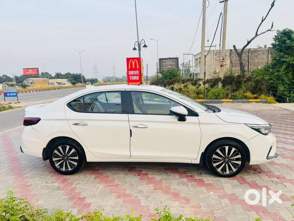 Honda City 1.5 Zx I-vtec Mt, 2023, Petrol