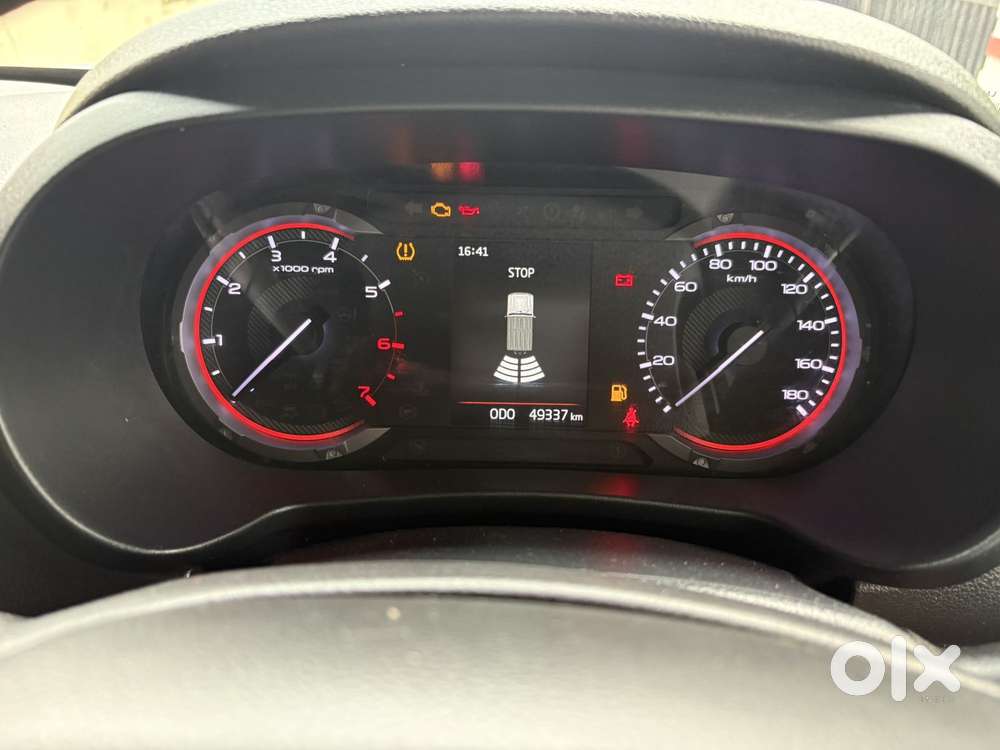Mahindra Thar Lx Hard Top Petrol Mt 4wd, 2022, Petrol