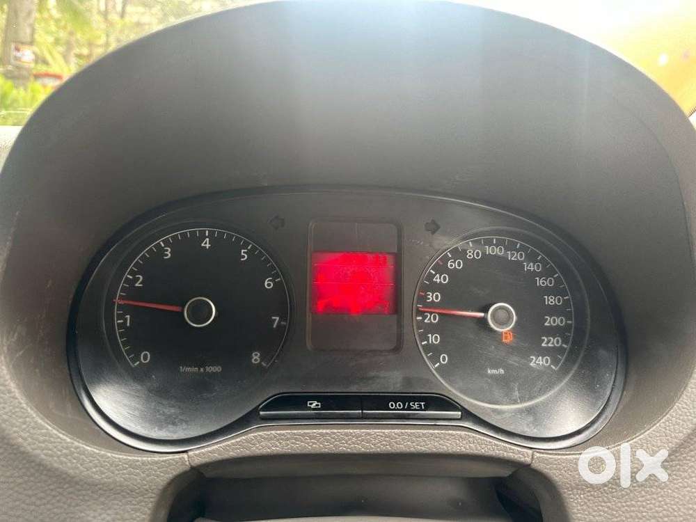 Volkswagen Vento 1.2 Tsi Highline At, 2011, Petrol