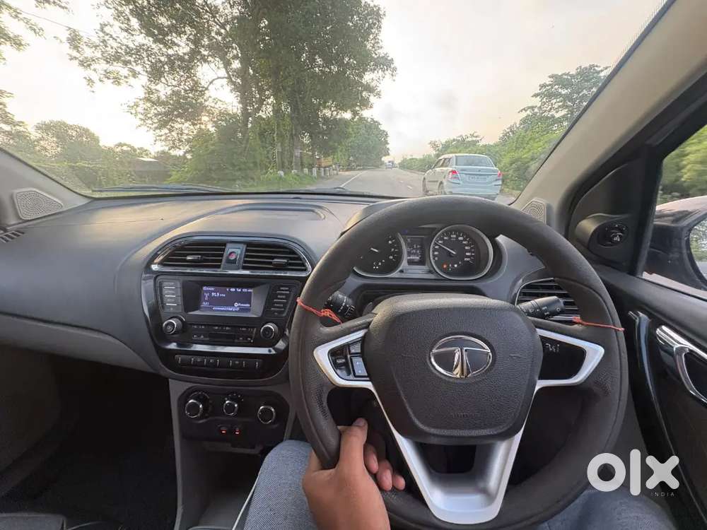 Tata Tiago 2017 Petrol 128200 Km Driven