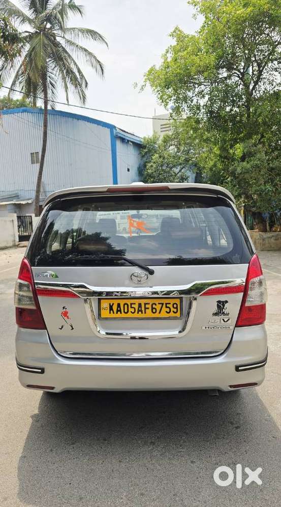 Toyota Innova 2.5 G (diesel) 8 Seater, 2016, Diesel