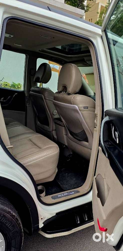 Mahindra Xuv500 W10 Awd, 2016, Diesel