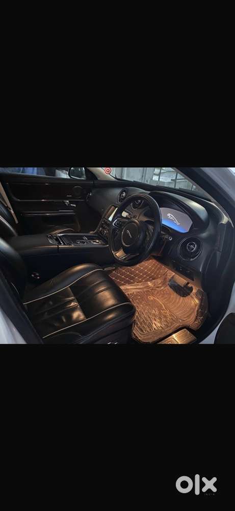 Jaguar Xj Petrol 2011