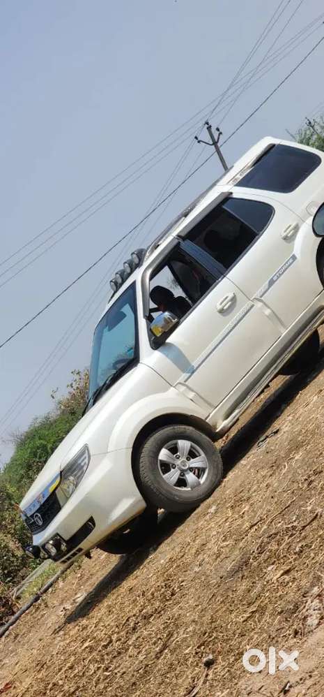 Tata Safari Storme 2015 Diesel 85000 Km Driven