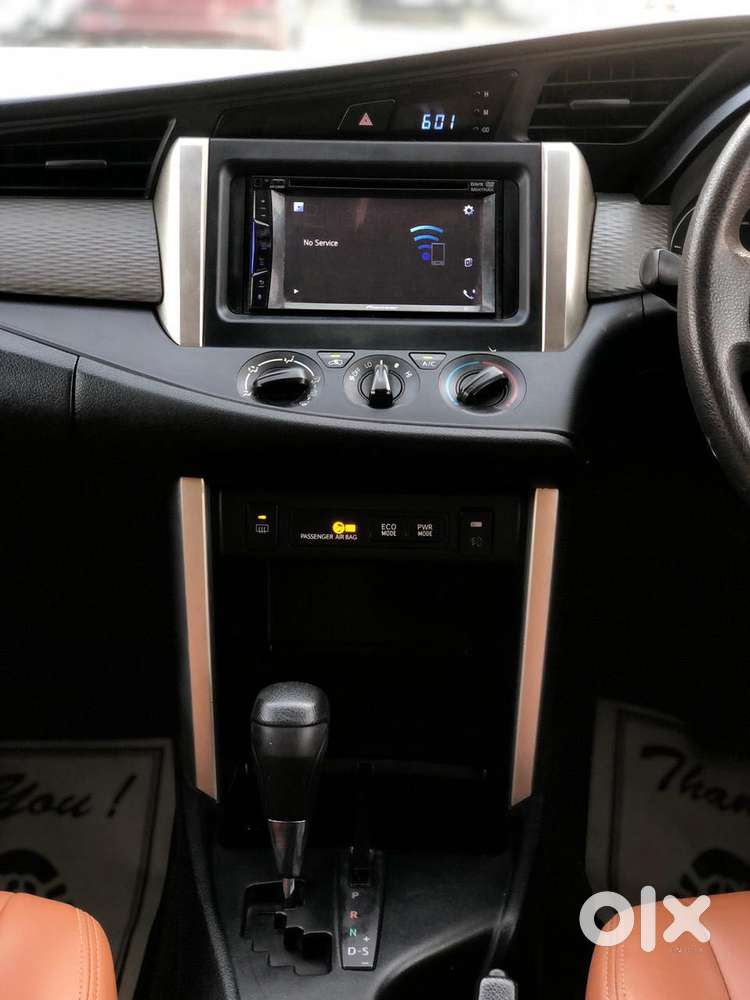 Toyota Innova Crysta 2.8 Gx At 8 Seater, 2017, Diesel