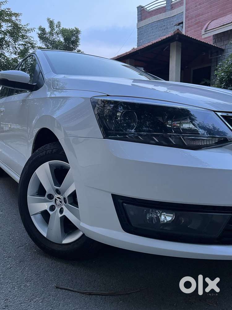 Skoda Rapid 1.0 Ambition Tsi At, 2020, Petrol