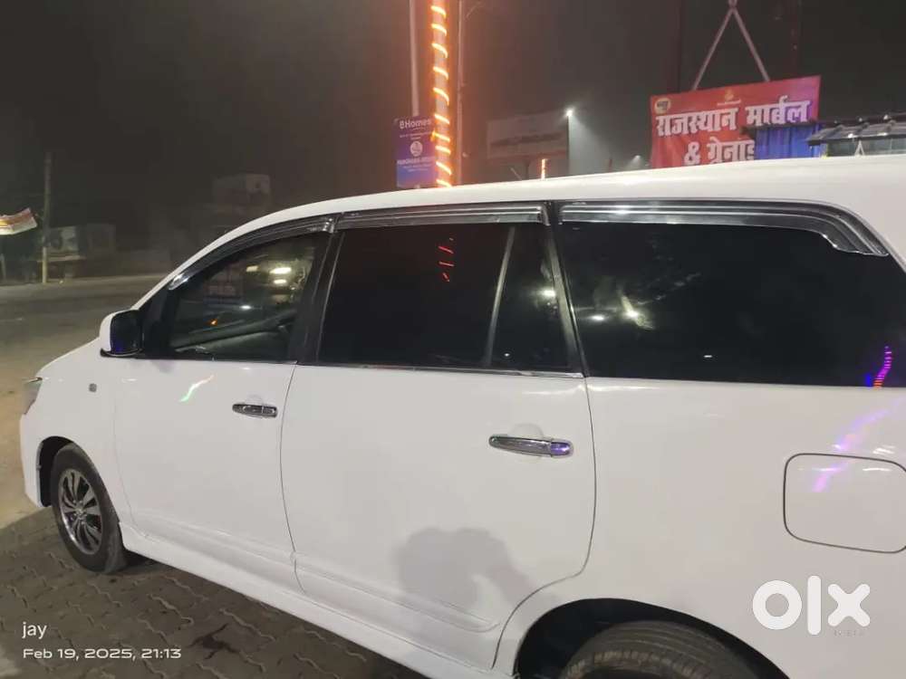Toyota Innova Diesel 2016