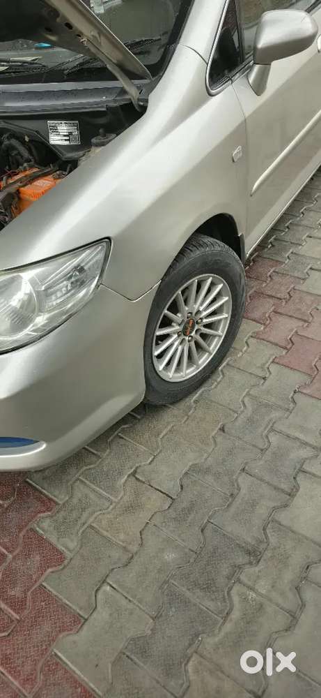 Honda City Zx 2006 Petrol Well Maintained