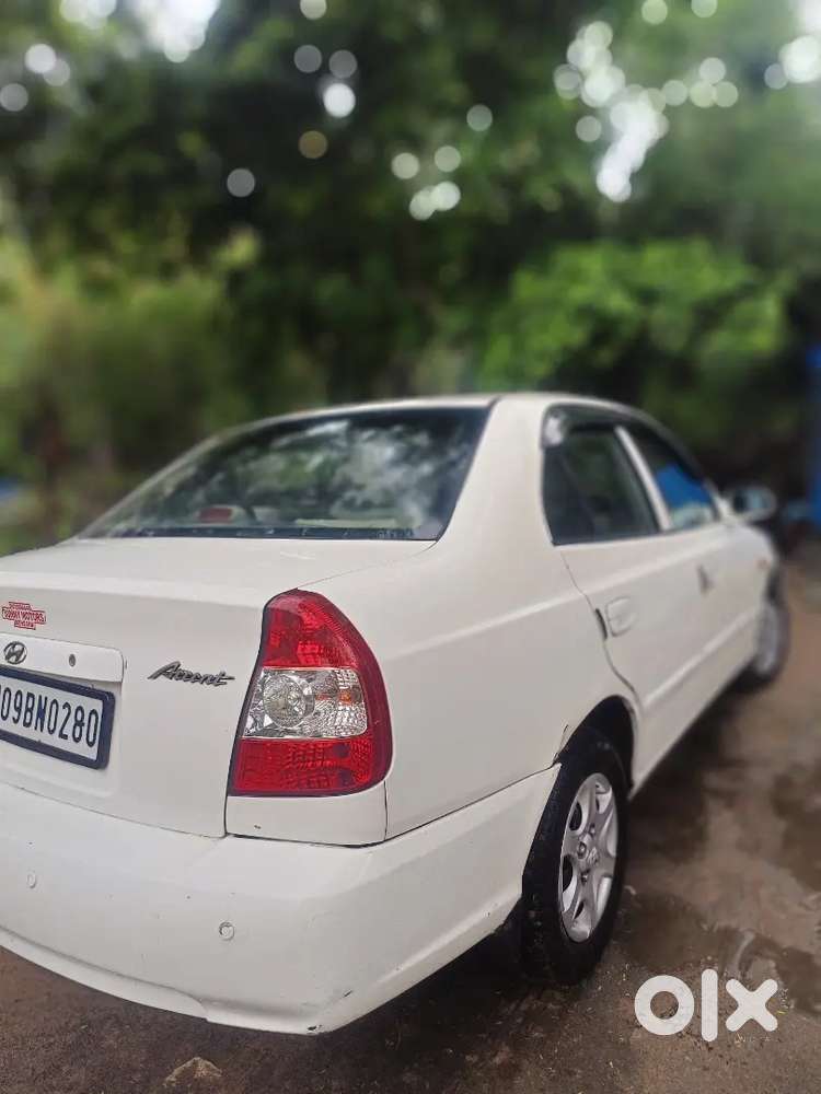 Hyundai Accent 2011 Cng 2nd Owner