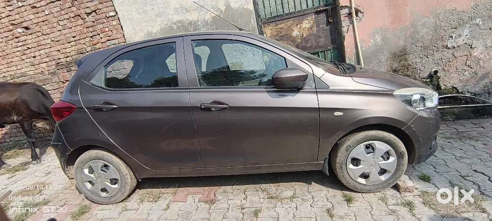 Tata Tiago Revotron 2017 Petrol