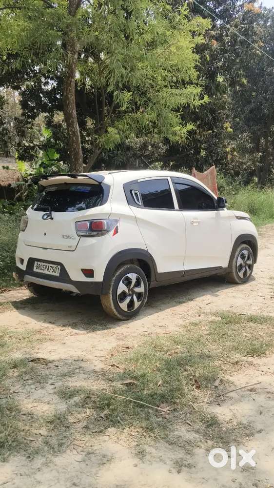 Mahindra Kuv100
