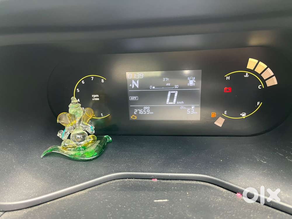 Tata Nexon 1.2 Revotron Xma Amt (s), 2024, Petrol