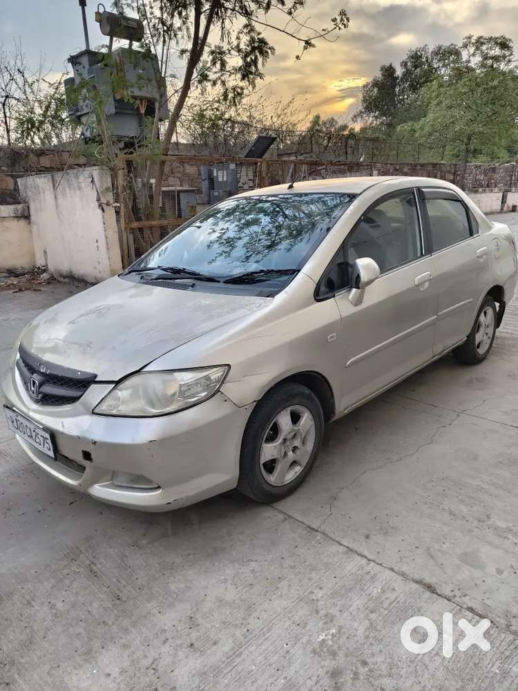 Honda City Zx 2006 Petrol Well Maintained