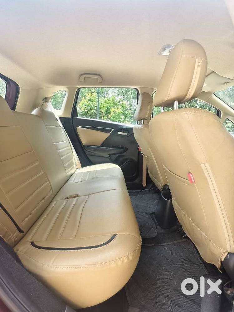 Honda Jazz V Mt Privilege, 2017, Petrol