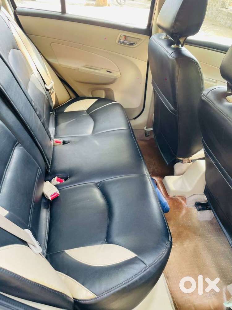 Maruti Suzuki Swift Dzire 1.2 Vxi Bsiv, 2013, Petrol