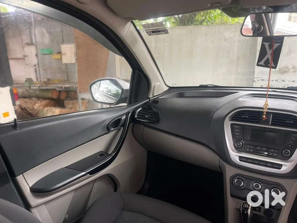 Tata Tiago 2017 1.2 Revotron