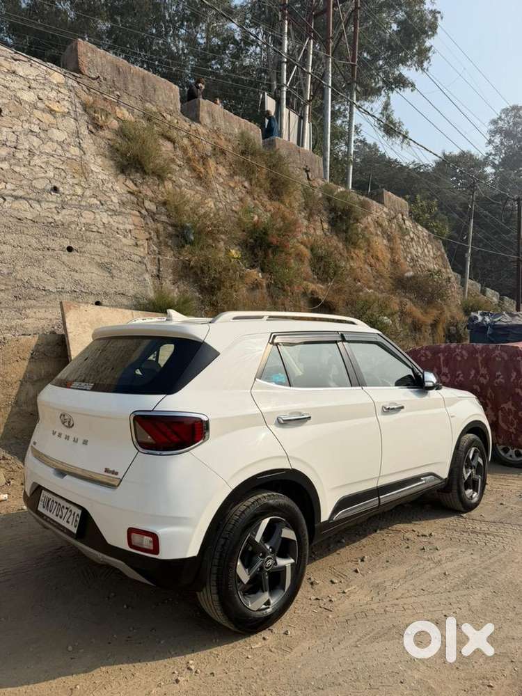 Hyundai Venue 2020 Petrol Good Condition