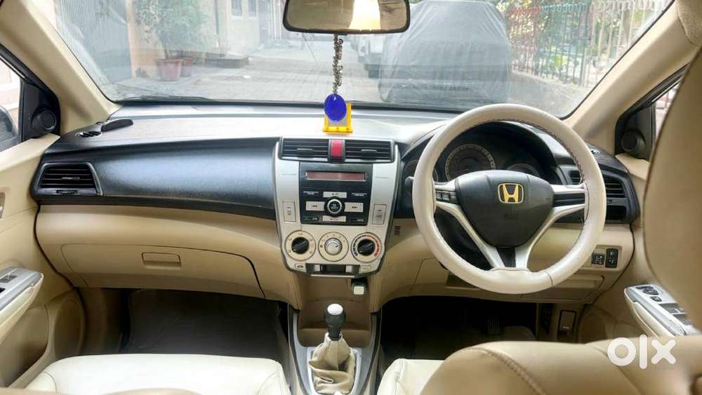 Honda City Vx (o) Mt I-vtec, 2010, Cng & Hybrids