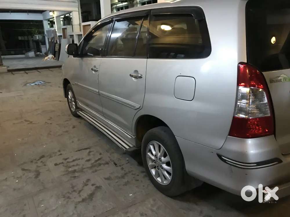 Toyota Innova 2012 Diesel Well Maintained