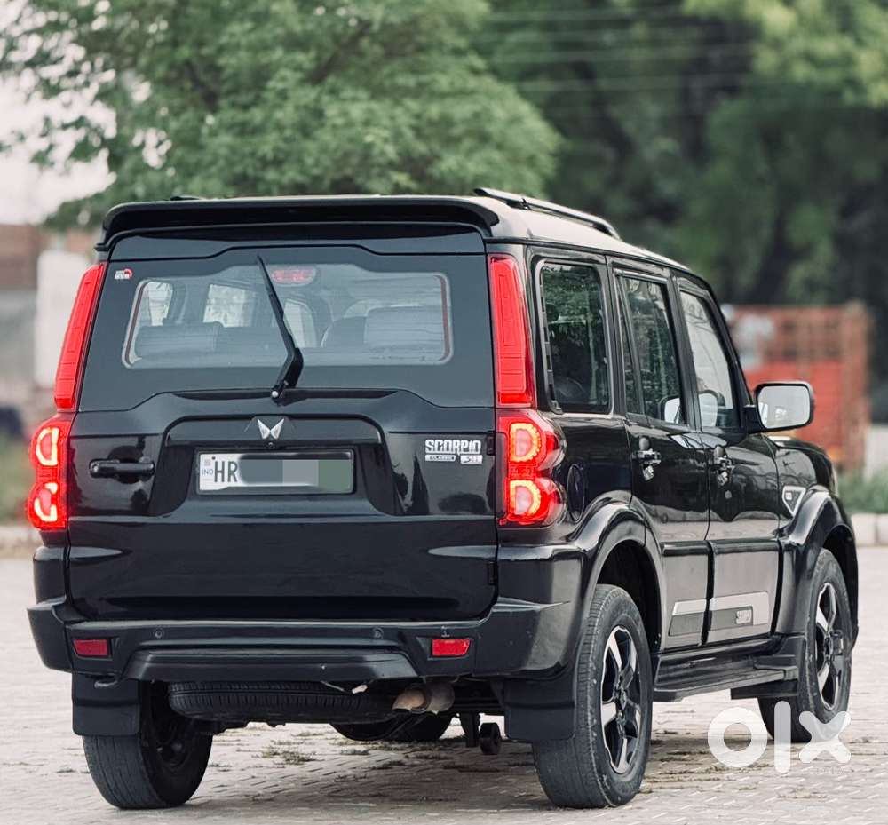 Mahindra Scorpio Classic 2.2 S 11 Mt 7 Str, 2024, Diesel