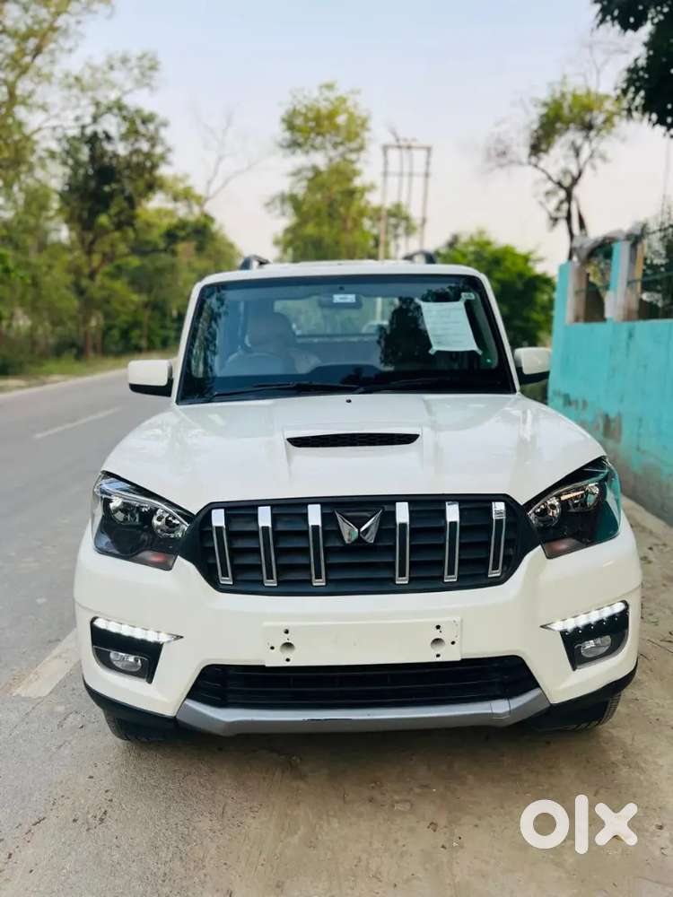 Mahindra Scorpio Classic 2023 Diesel 47000 Km Driven