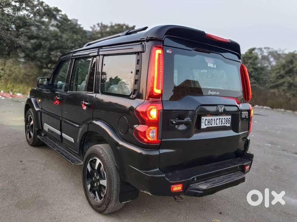 Mahindra Scorpio Classic, 2024, Diesel