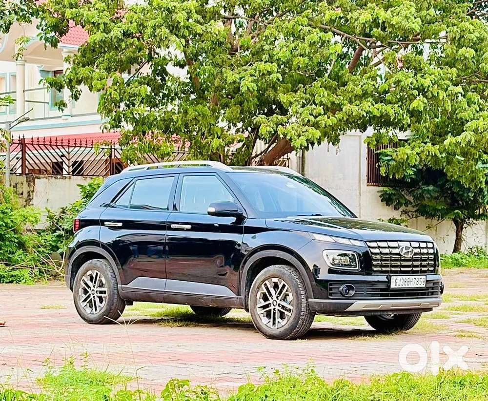 Hyundai Venue Sx (o) Mt 1.5 Diesel, 2024, Diesel