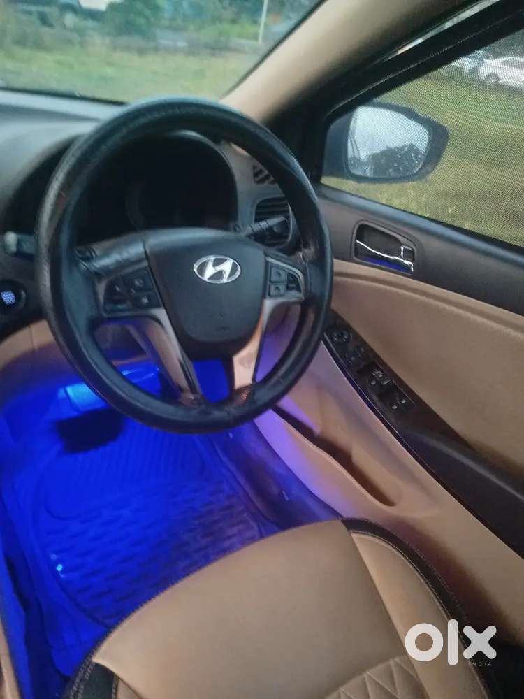 Hyundai Verna Fluidic 1.6 Sx Automatic Petrol &ndash; 2012 Model