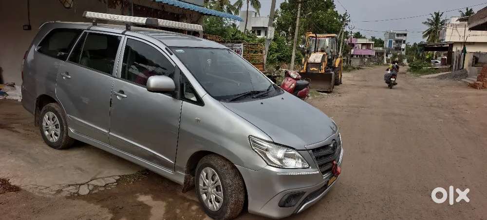 Toyota Innova 2015 Diesel Well Maintained