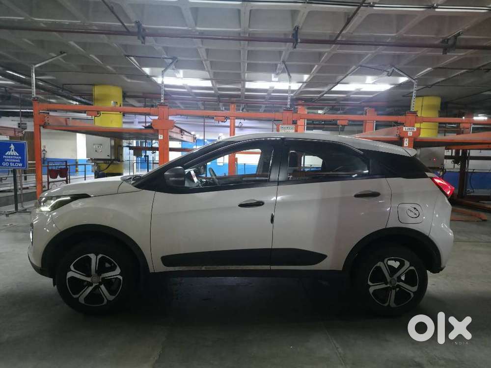 Tata Nexon 1.2 Revotron XT, 2022, Petrol