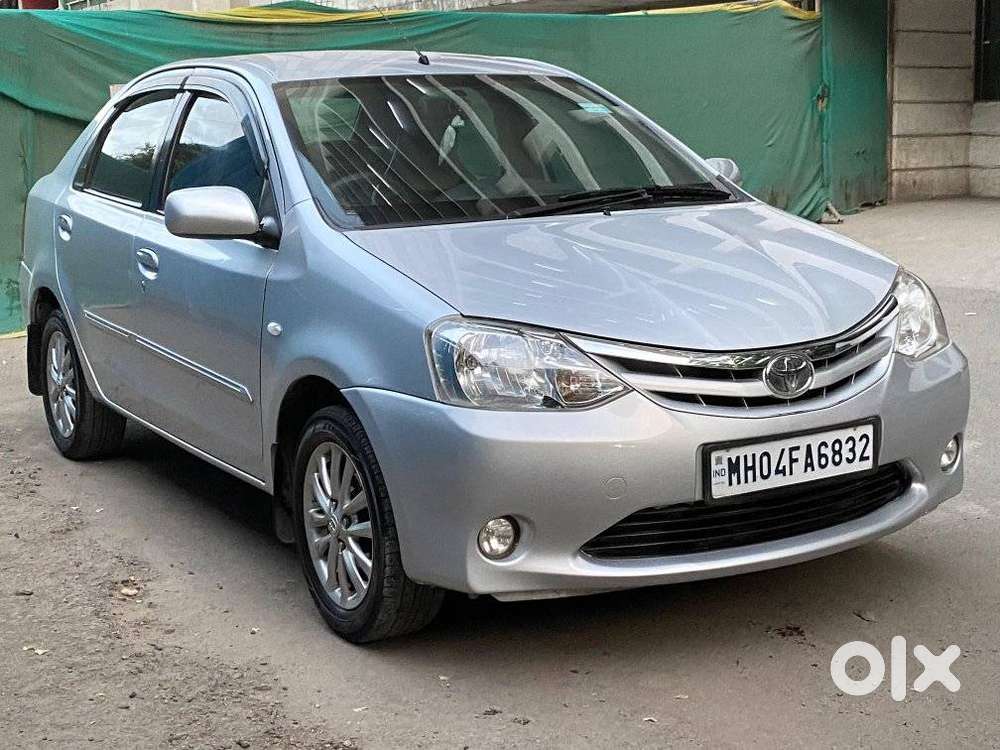 Toyota Etios V, 2012, Petrol