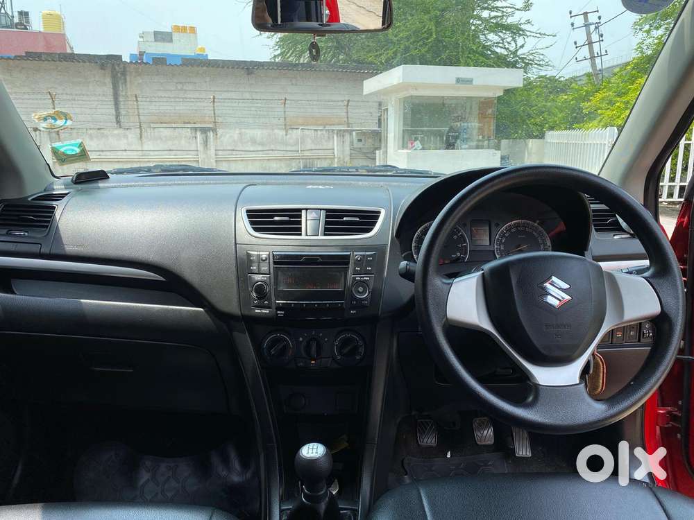 Maruti Suzuki Swift Vxi Optional, 2017, Petrol