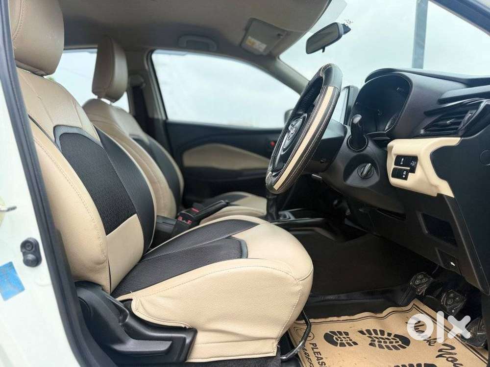 Toyota Glanza 1.2 E, 2024, Petrol