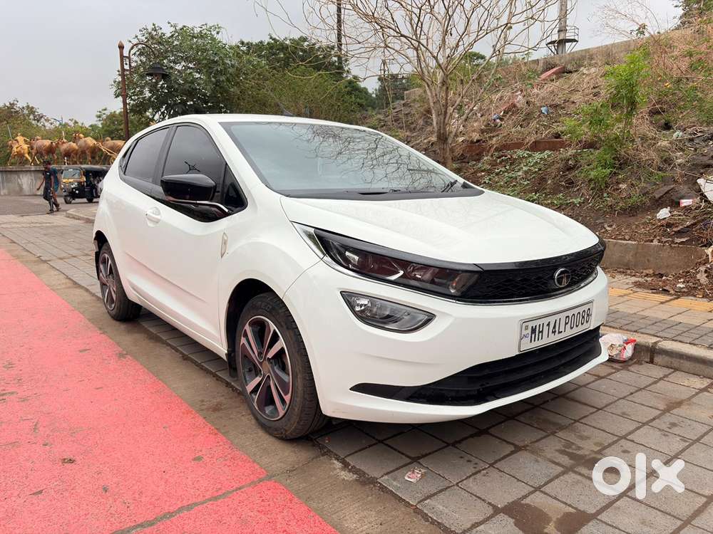 Tata Altroz 2024 Icng (1st Owner) White